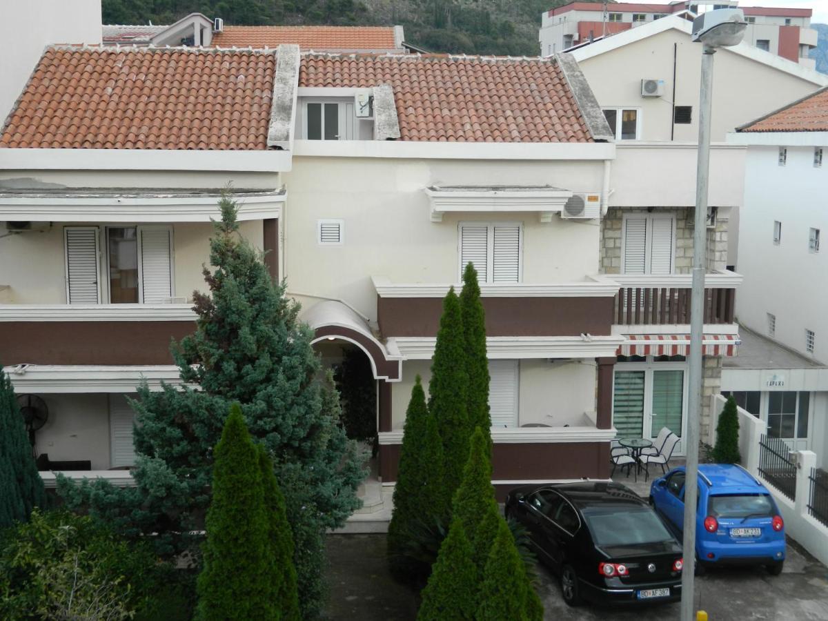 Mena Apartment